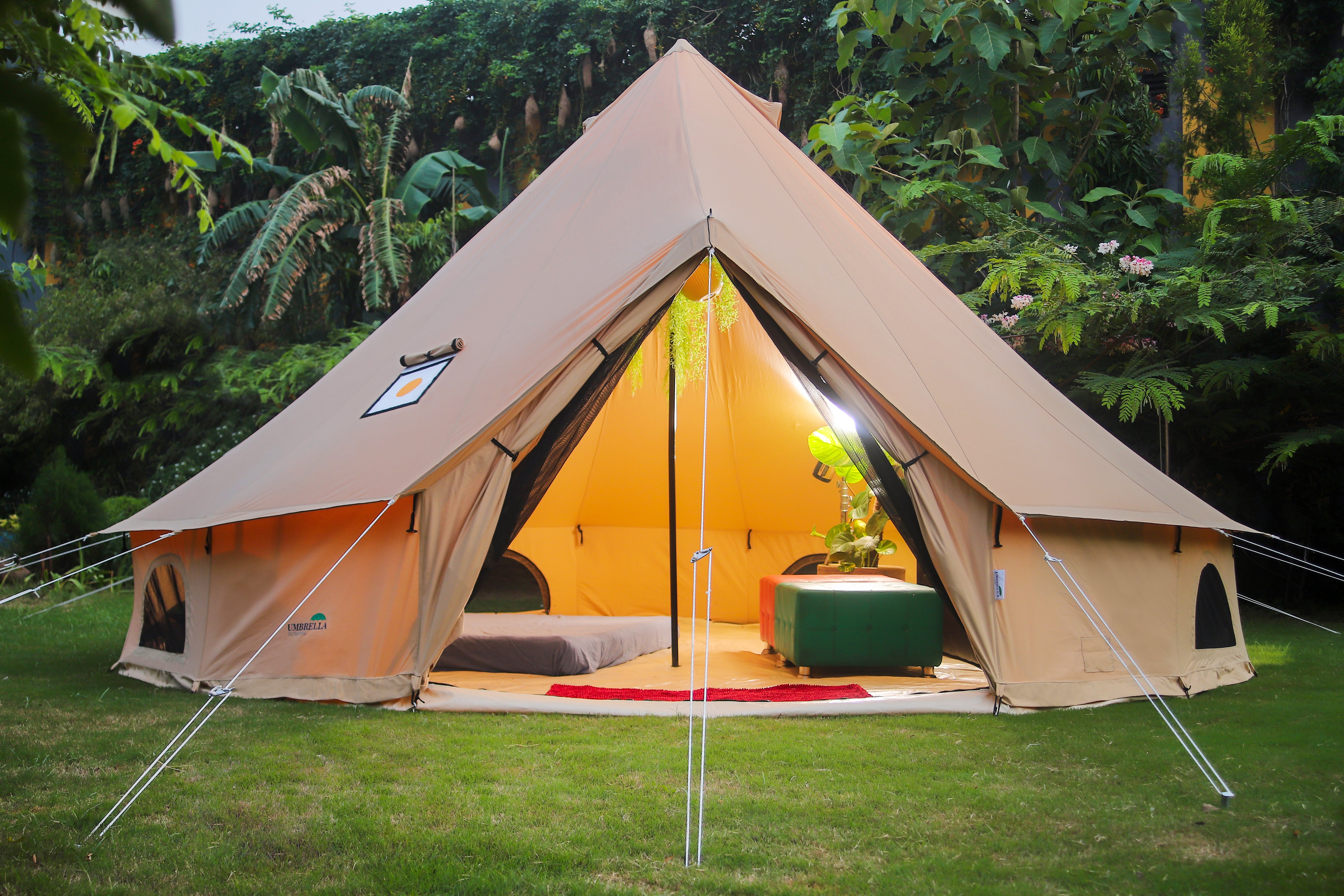 Bell tent front 